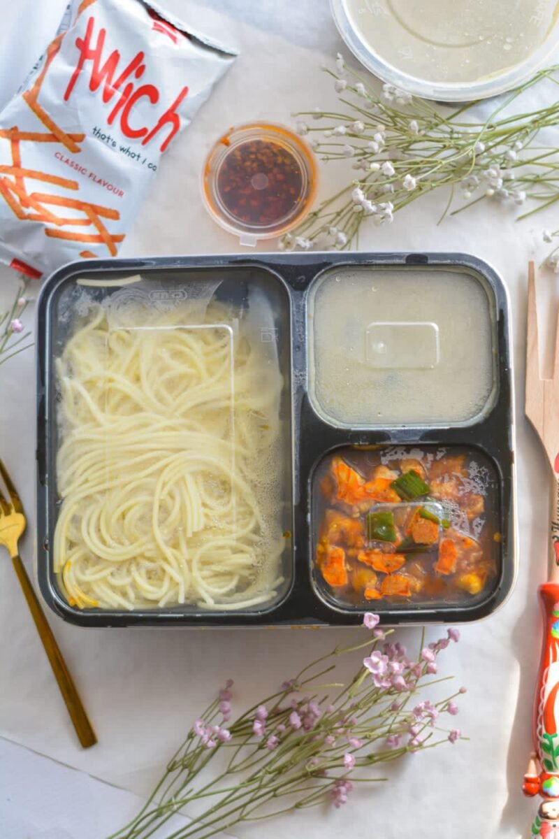 Plastic Container Black - 3 Portion Tray (Square)